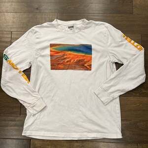 Tailgate Yellowstone National Park White Long-Sleeve‎ T-shirt